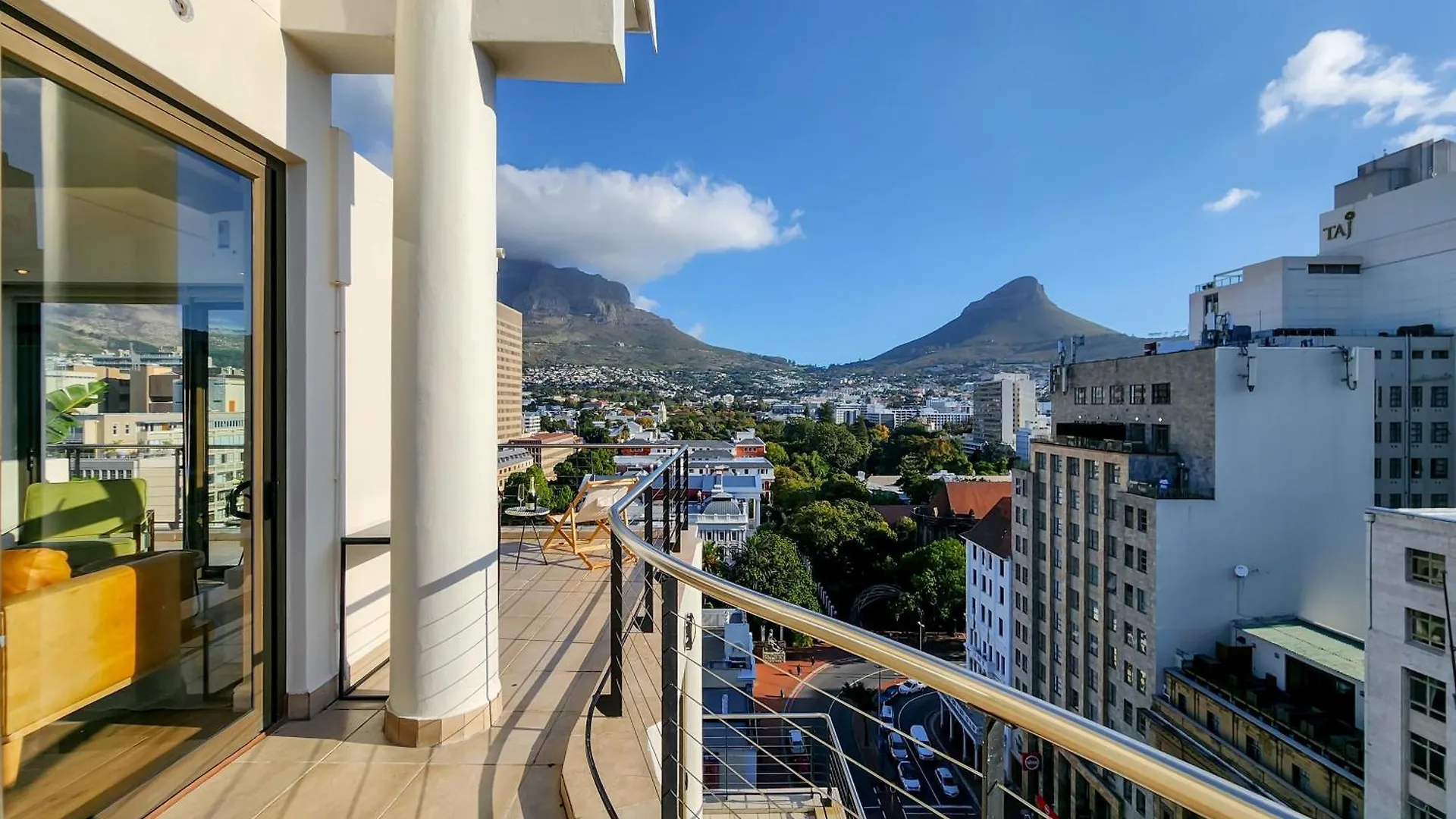 Luxury Penthouse Loft With 300 Degrees Cityscape Views Città del Capo Sudafrica
