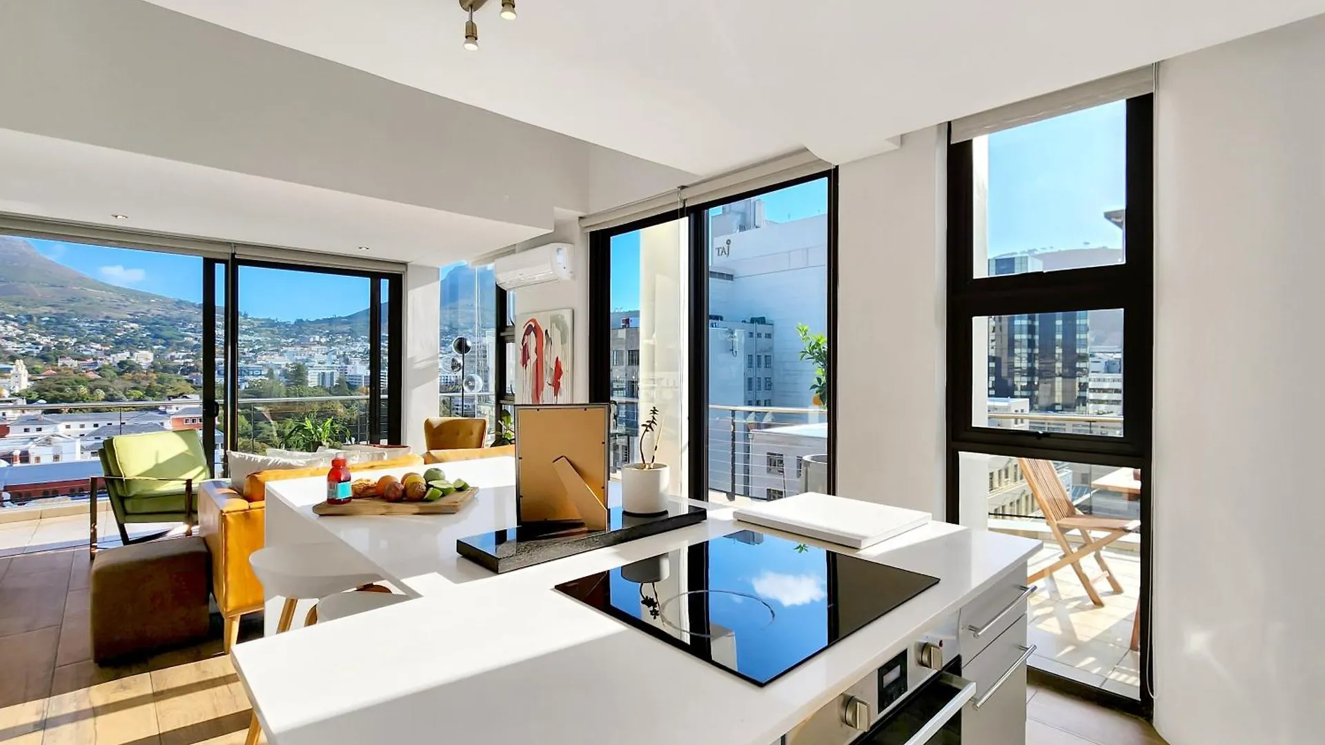 Luxury Penthouse Loft With 300 Degrees Cityscape Views Ciudad del Cabo